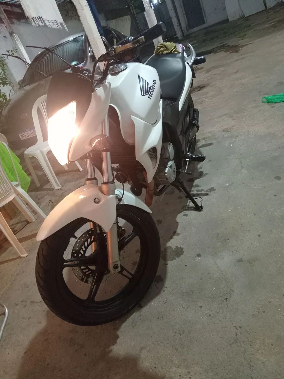 Moto vale a pena conferir. - Foto 4