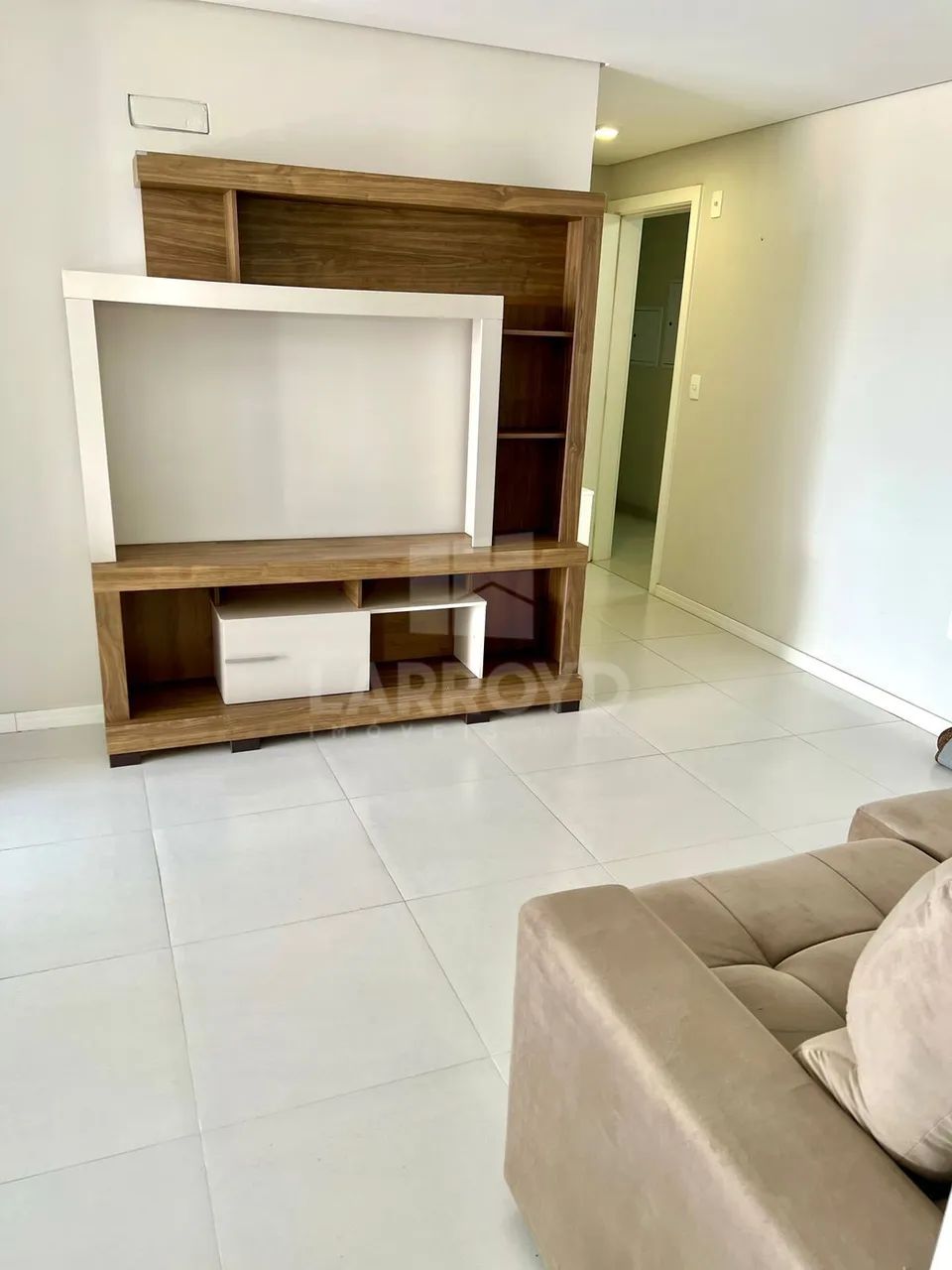 Apartamento 2 Dormitórios na Torre Milão - Centro, Tubarão - Foto 4