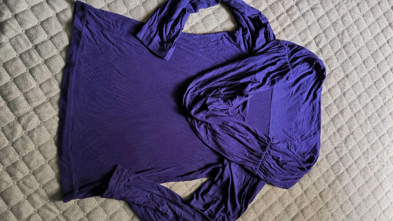 Blusa roxa 