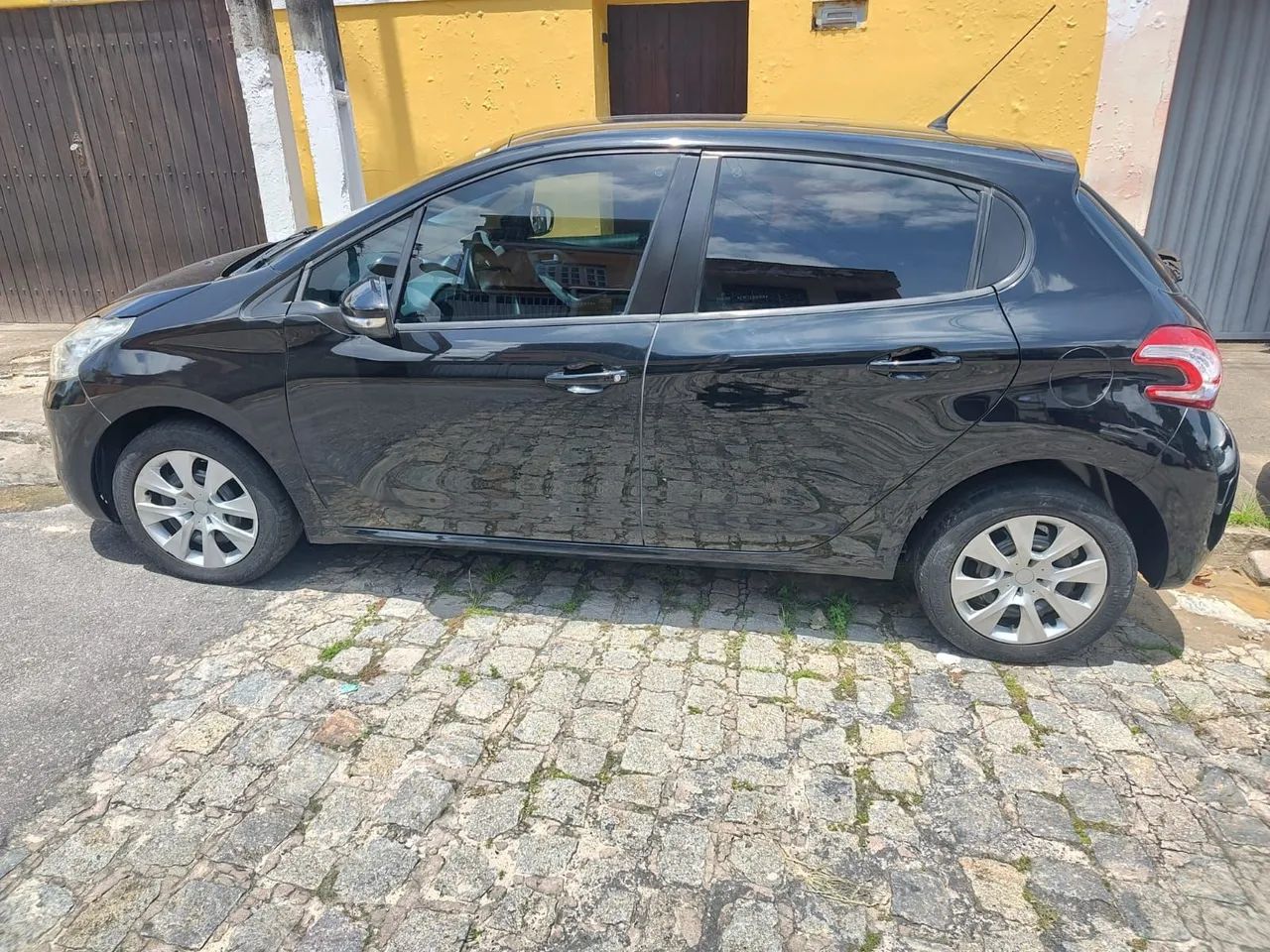 Peugeot 208 Active/active Pack 1.5 Flex 8V 5P 2014 - Foto 5