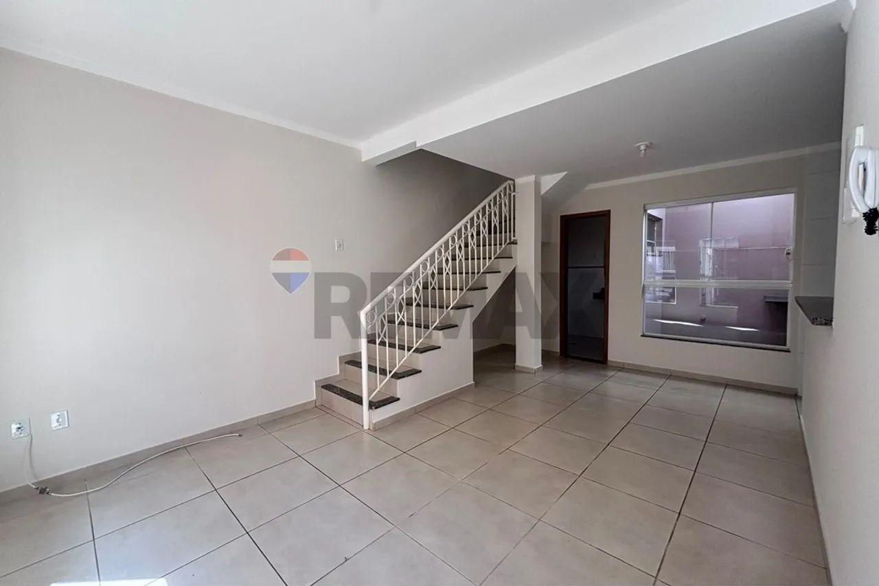 Sobrado com 2 dormitórios para alugar - Foto 2