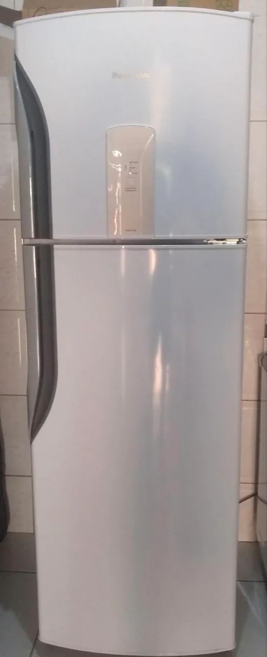 Geladeira Panasonic 