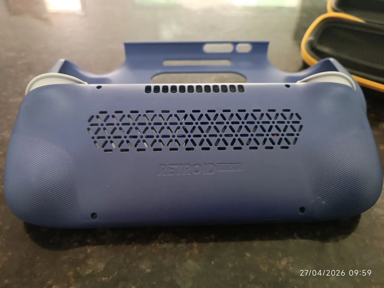 Retroid pocket 5 com acessórios. Case e bolsa - Peças e Acessórios