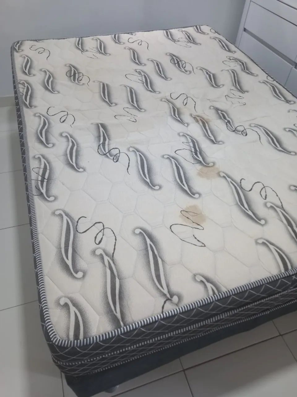 colchão casal usado