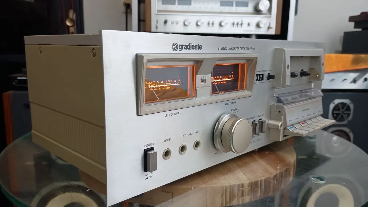 Tapedeck gradiente CD 2800 impecável  - Foto 3