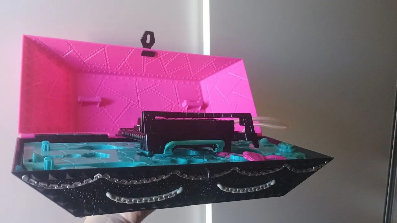 Monster High - Caixão C.A.M (Create a monster) com figurinhas  - Foto 5