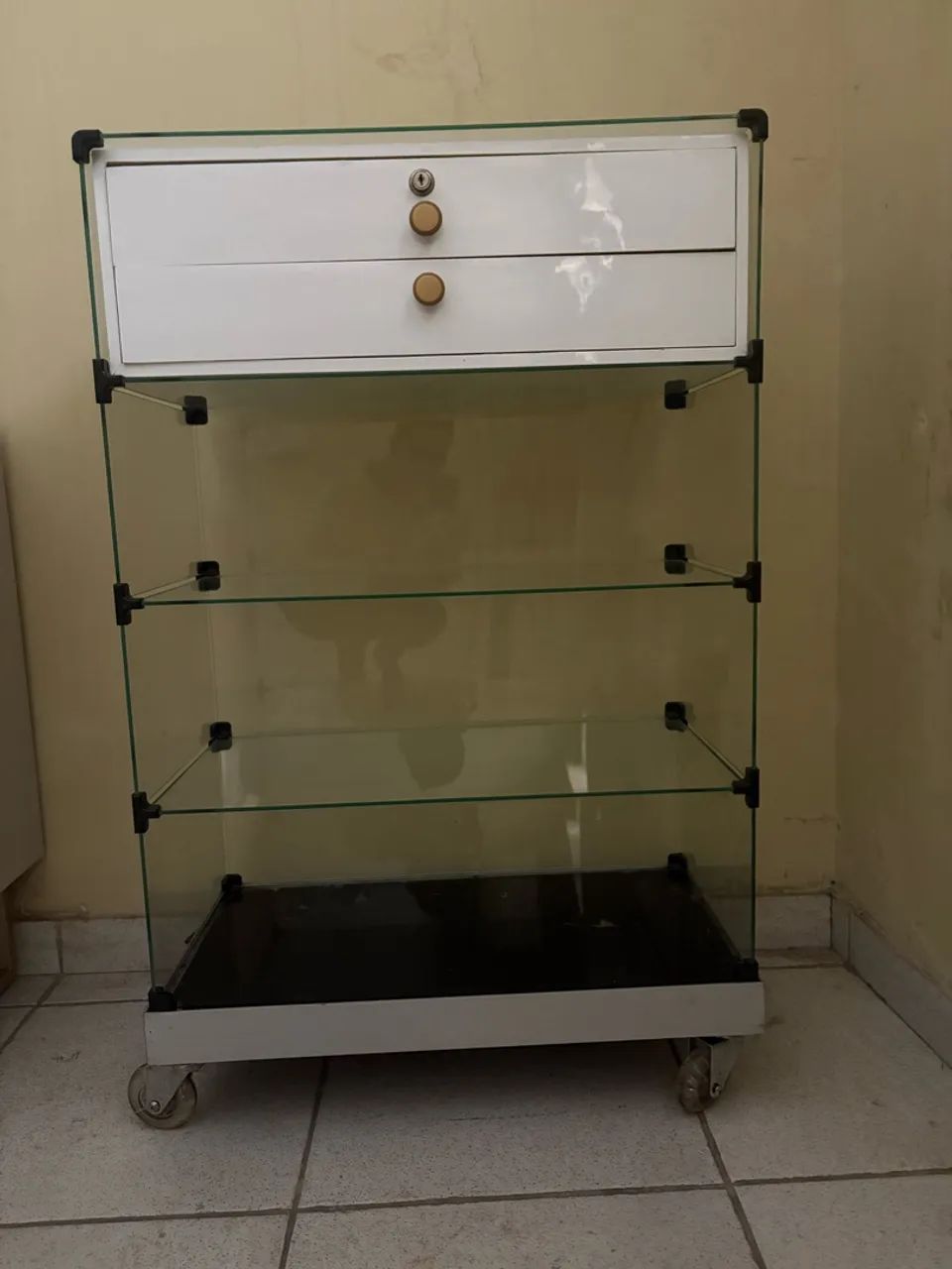 Balcão de vidro expositor e caixa - Foto 2