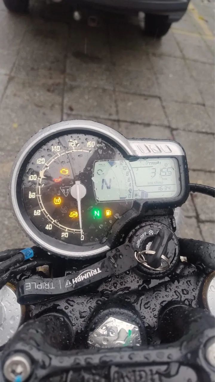 TRIUMPH SPEED 400 2026 - Foto 3