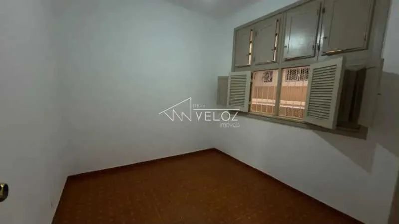 Apartamento : / Residencial / Centro