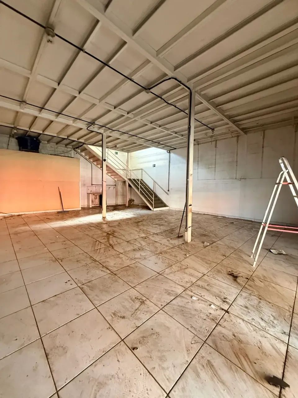 ALUGO IMOVEL COMERCIAL AV. CASTELO BRANCL - Foto 3