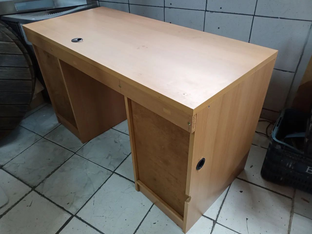 Escrivaninha com Quatro Gavetas  - Foto 2