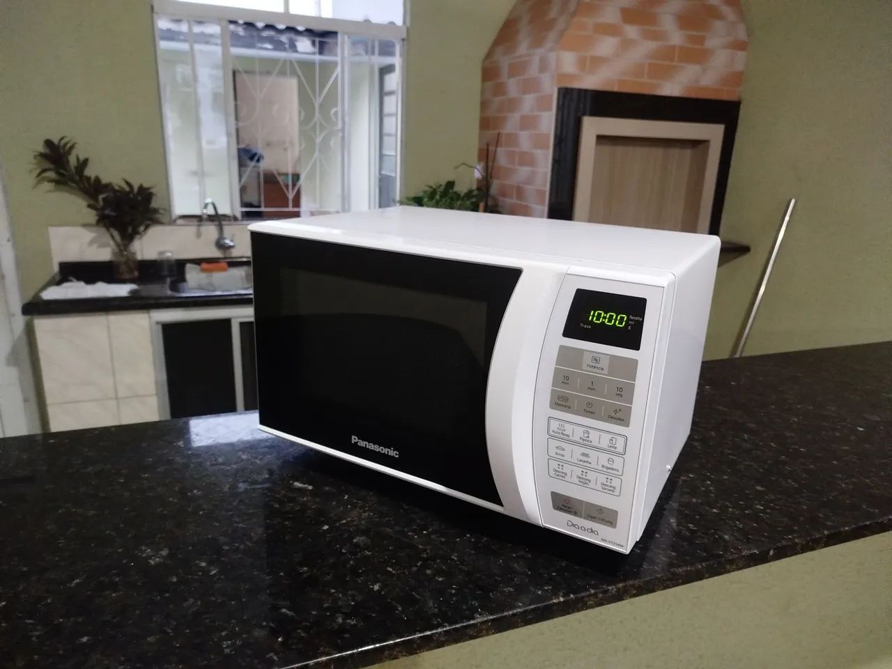 Microondas Panasonic 20L 127v IMPECÁVEL, funcionando 100%, bem conservado, sem observações - Foto 3