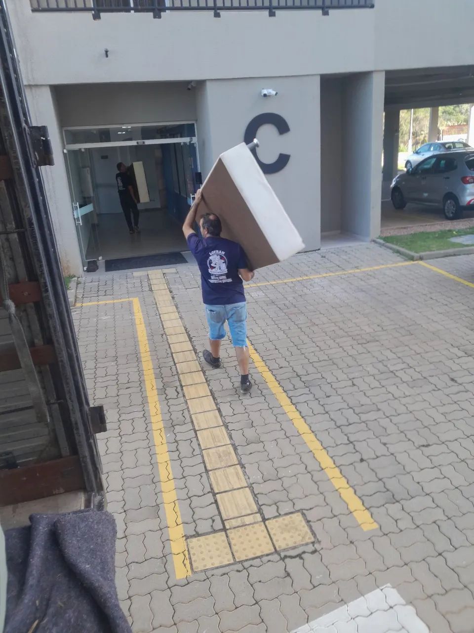 Pequenos fretes e mudanças  completas  - Foto 5