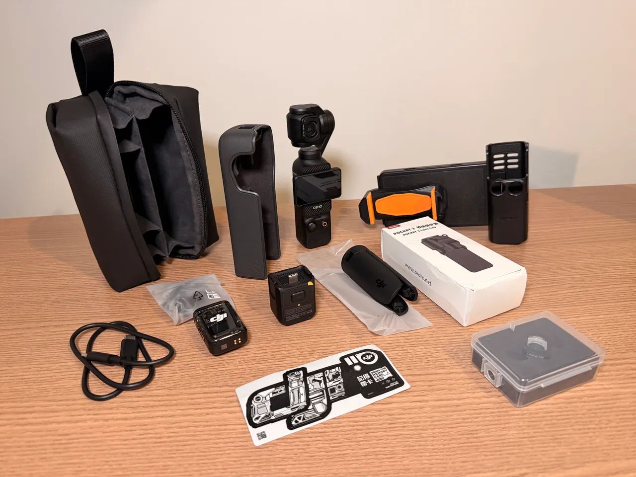 Camera Dji Osmo Pocket 3 Combo (Nova)