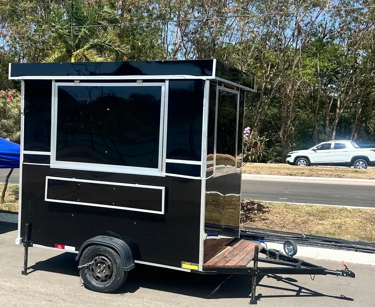 TRANSFORME SUA RENDA COM UM TRAILER PRONTO PRA FATURAR