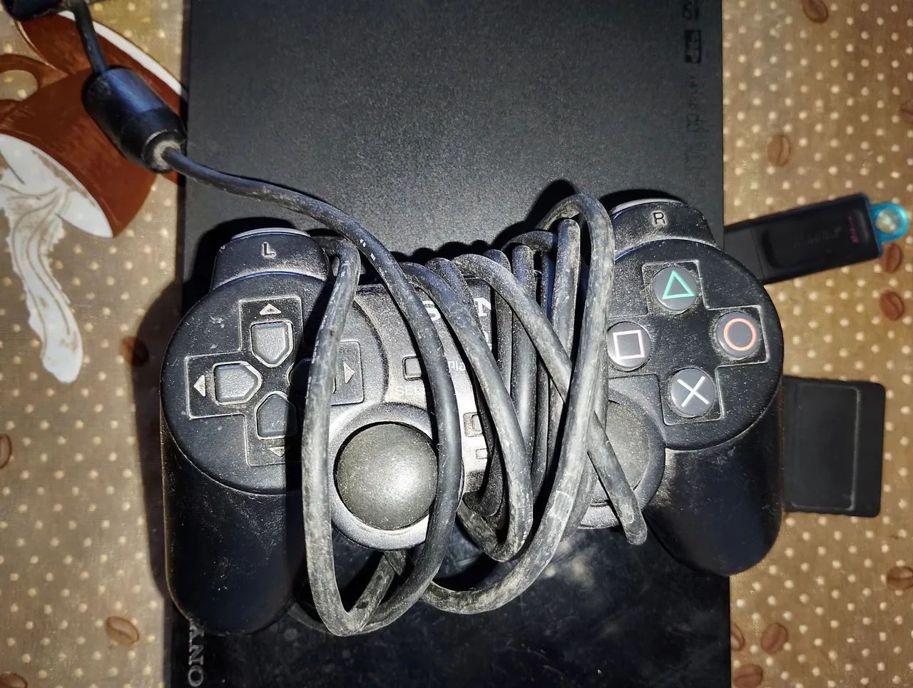 Playstation 2 Desbloqueado + 2 controles + pendrive com alguns jogos - Foto 3