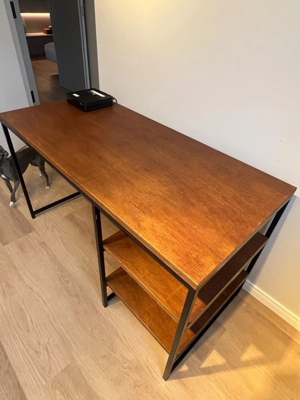 Mesa escrivaninha estilo industrial 