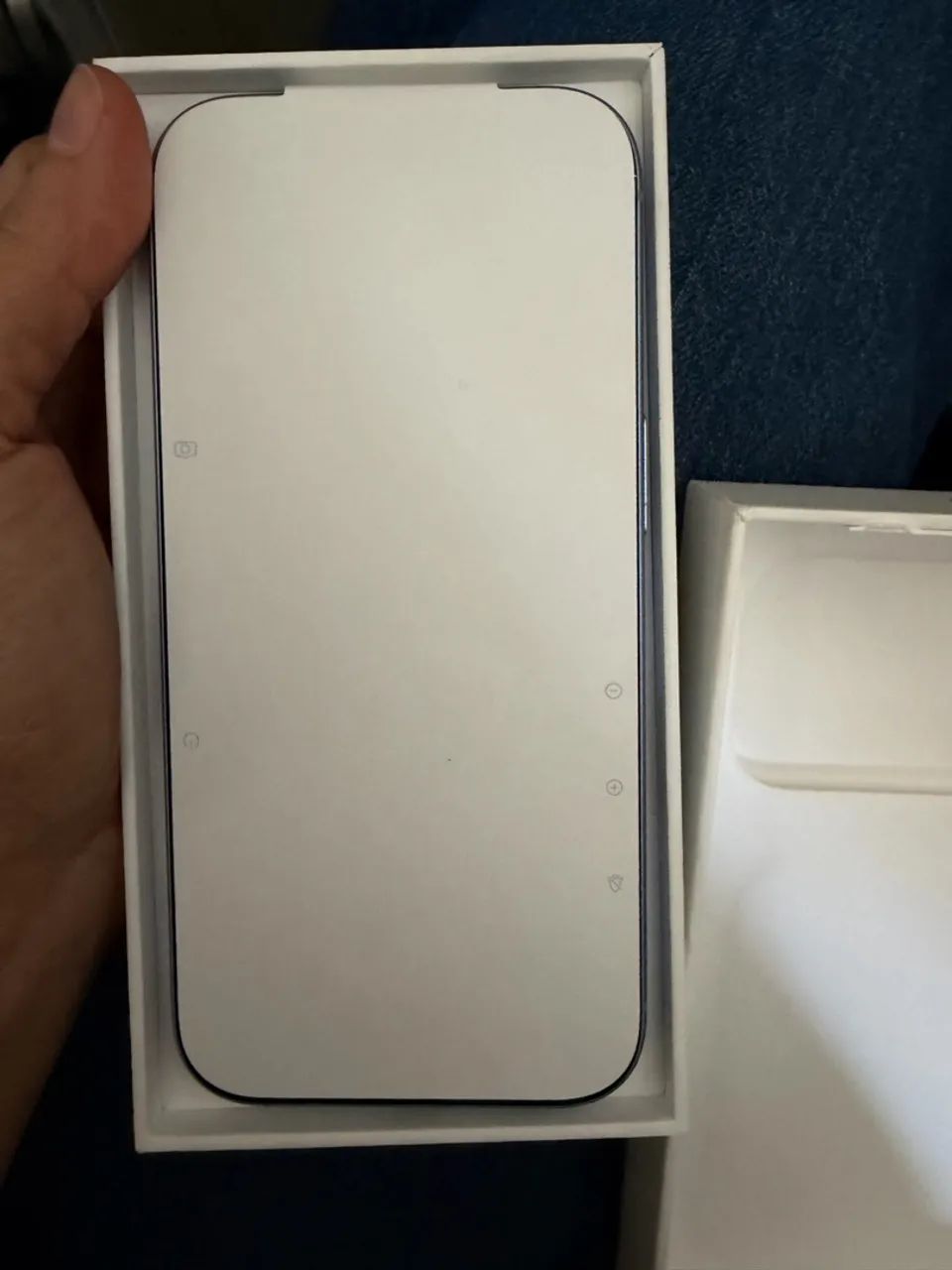 iPhone 18 pro azul  - Foto 2