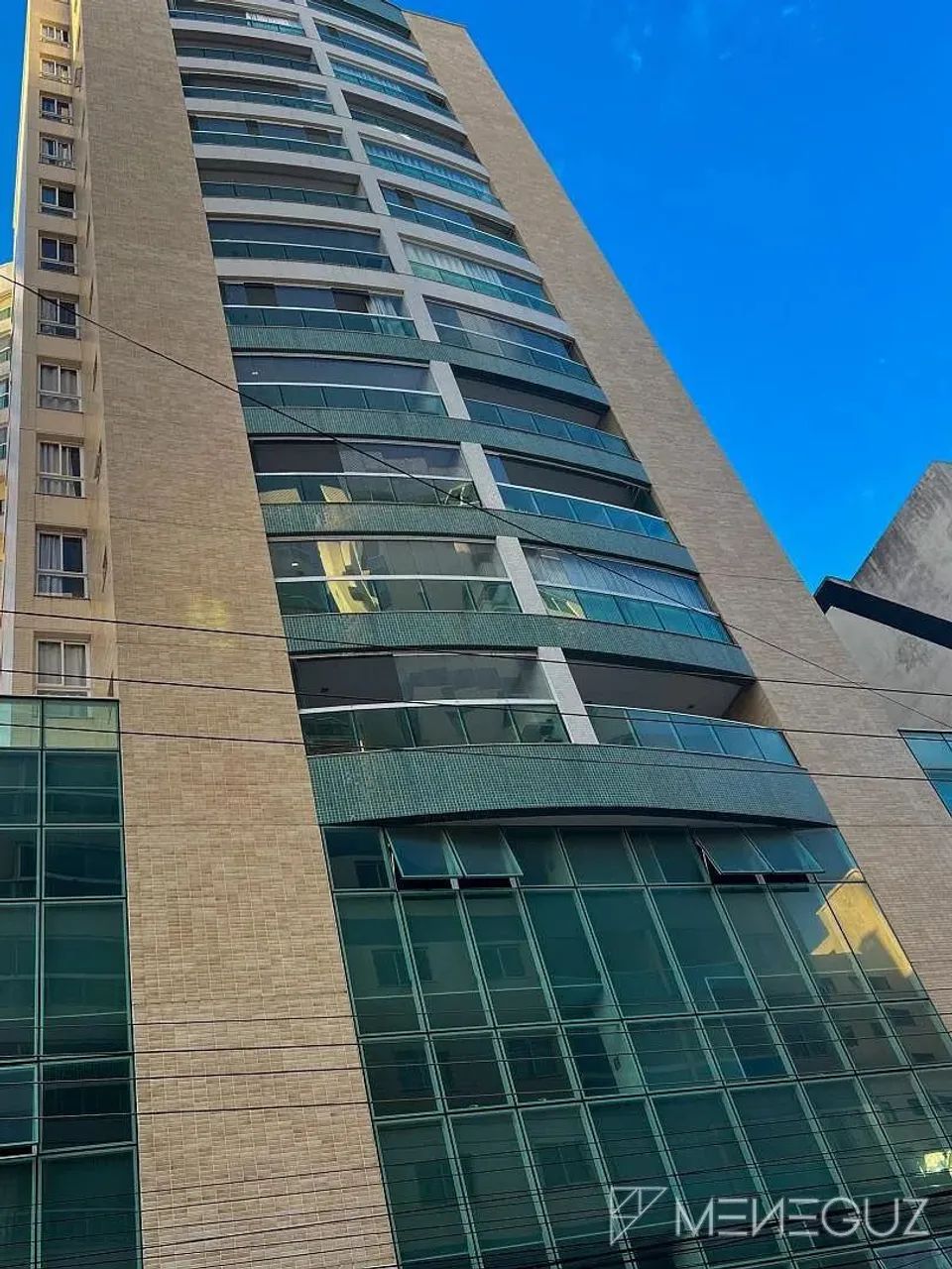 APARTAMENTO 3 QUARTOS A VENDA NA PRAIA DO MORRO A UMA QUADRA DO MAR Ref.:1528178