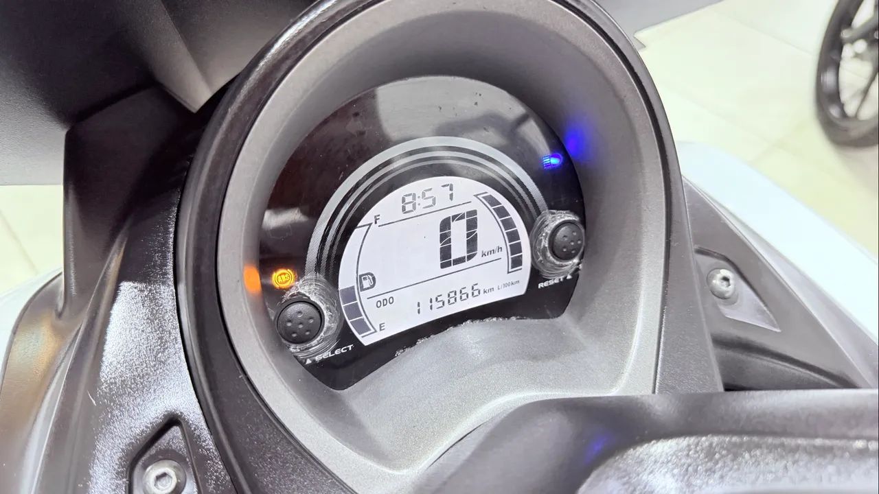 Yamaha Nmax 160 - Foto 3