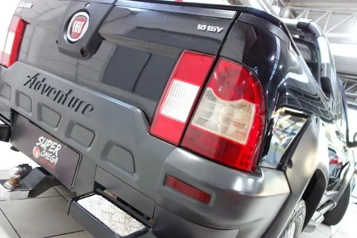 Fiat Strada Adventure1.8/ 1.8 Locker Flex CD 2012 - Foto 4