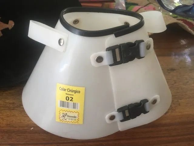 Coleira cirúrgica para cachorro/gato