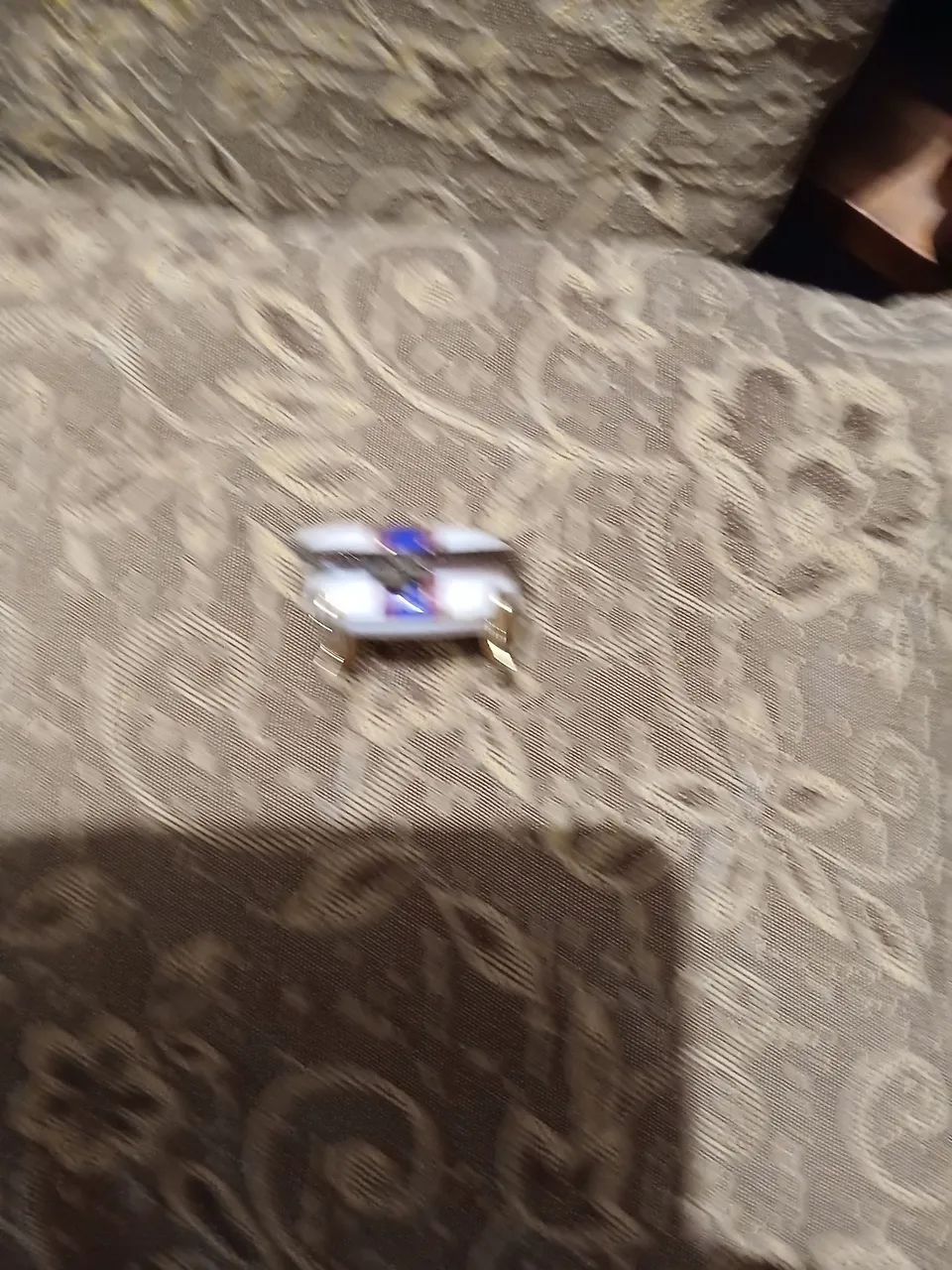 Miniatura de porcelana pintada  Peça Antiga - Foto 5