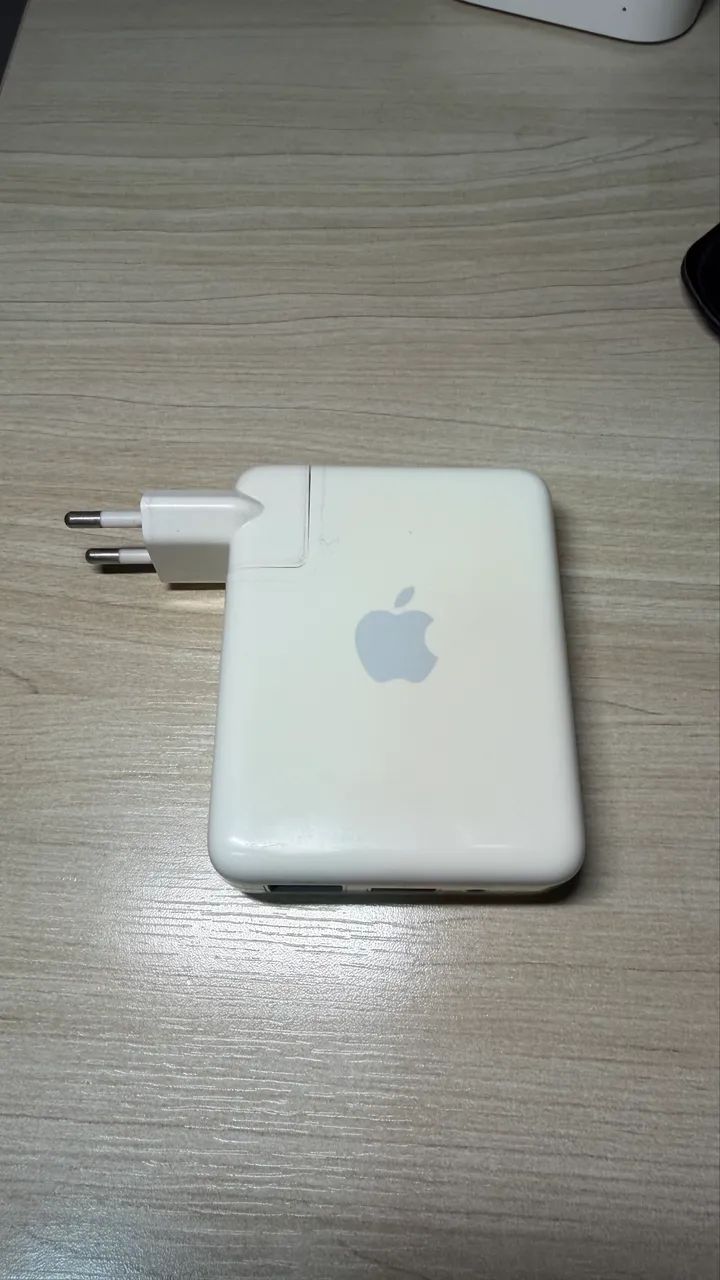 Apple AirPort Express A1264 1ª Geração - AirPlay, USB e Ethernet
