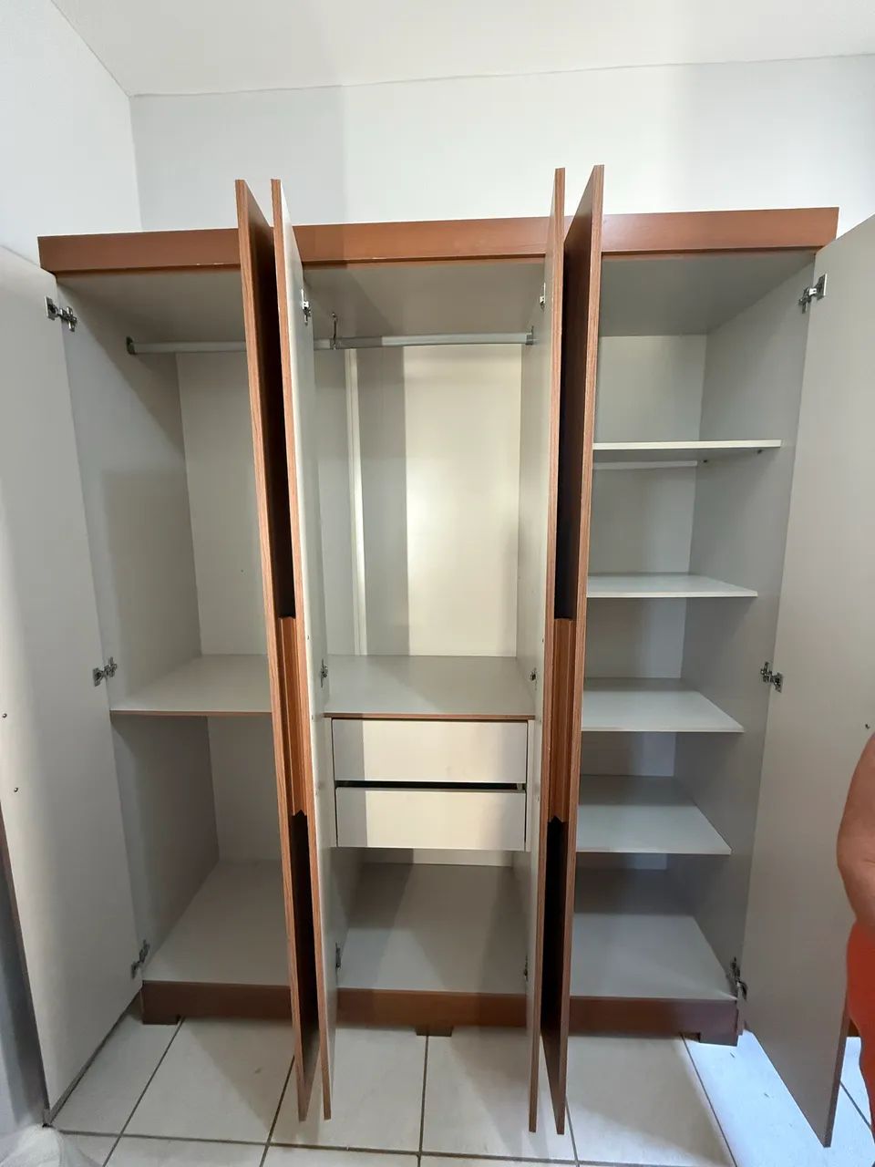Guarda roupa