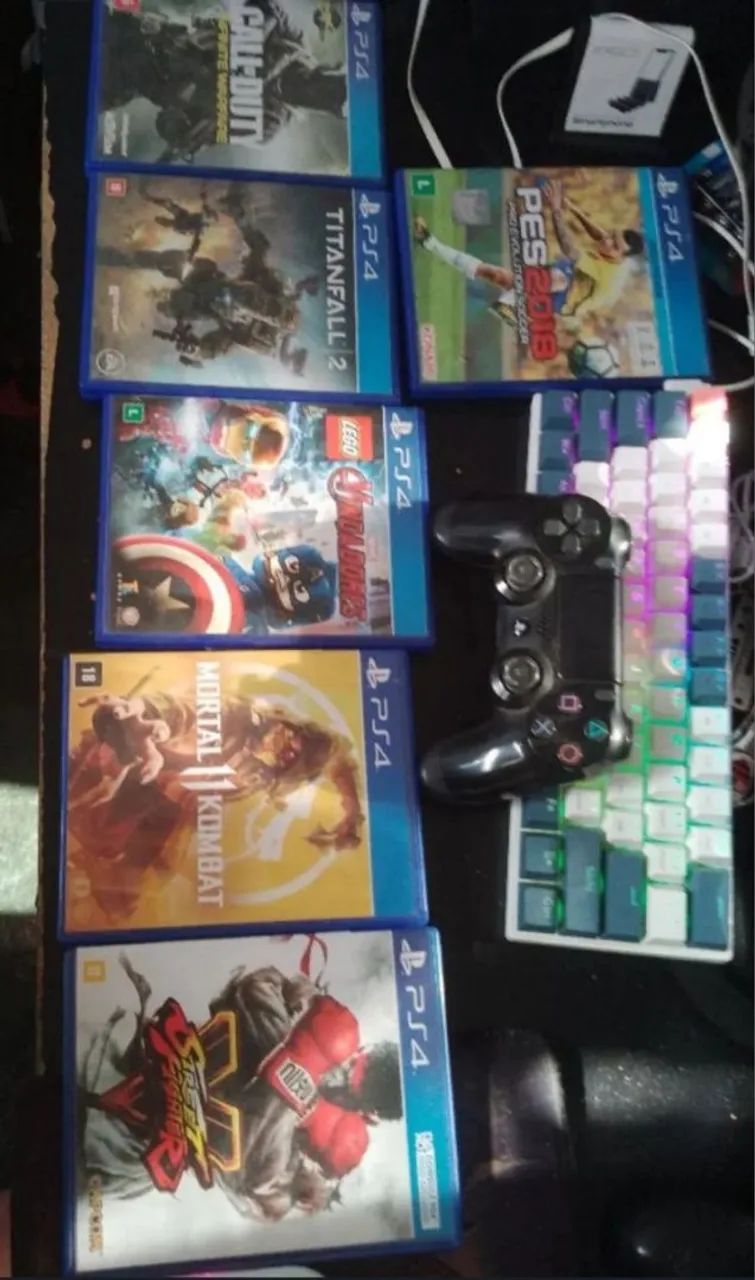 Vendo controle ps4+ jogos