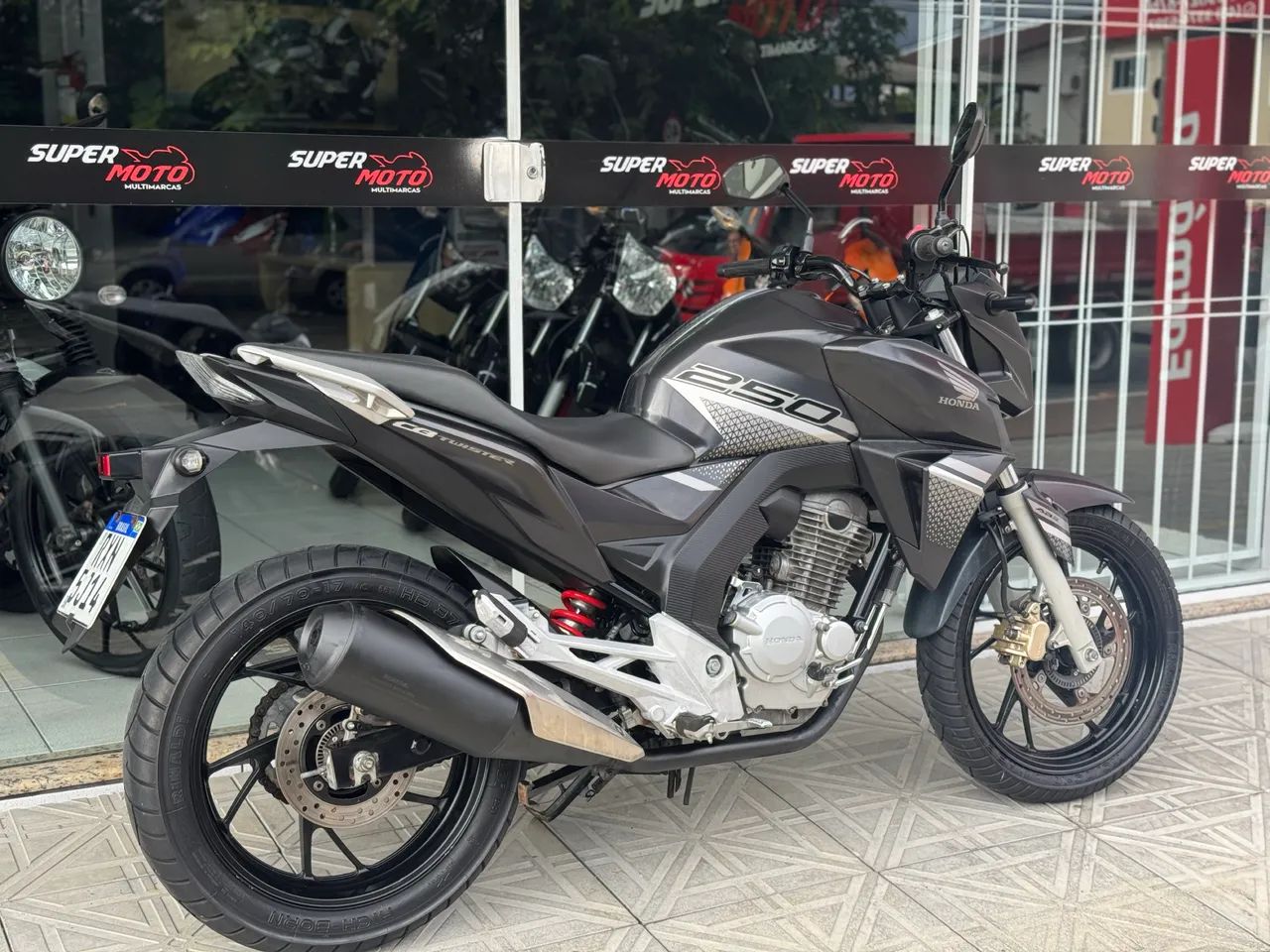 Honda Cb250 Twister  - Foto 5