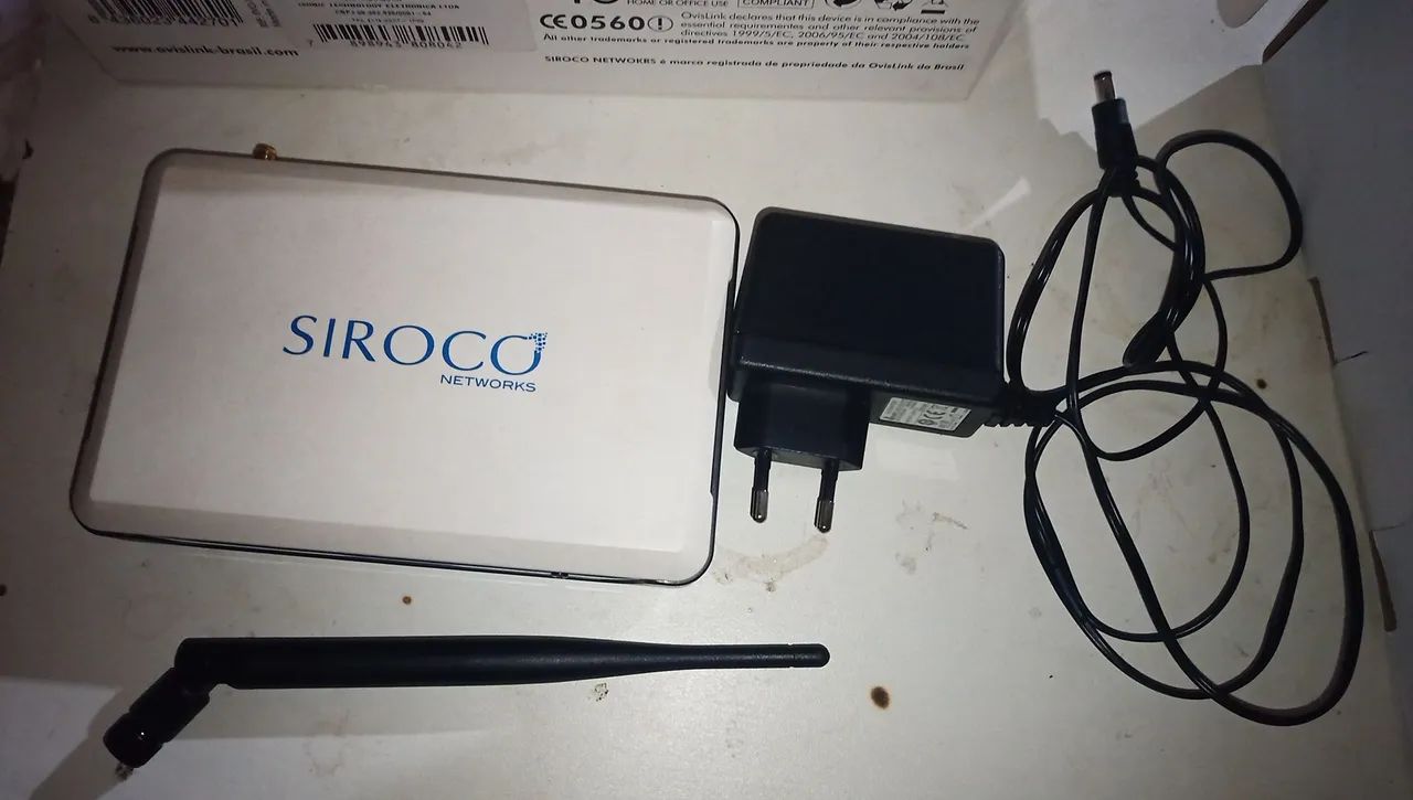 Roteador sem fio wireless Siroco Evo _w301ar +4 cabos de redes 6 , 2 , 1,5 e 1 metros