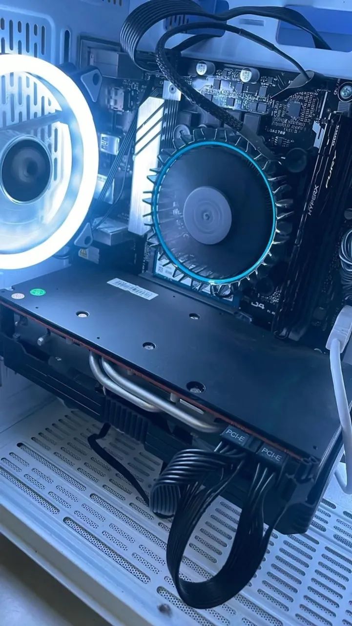 RX 5700 XT 8GB - Foto 4