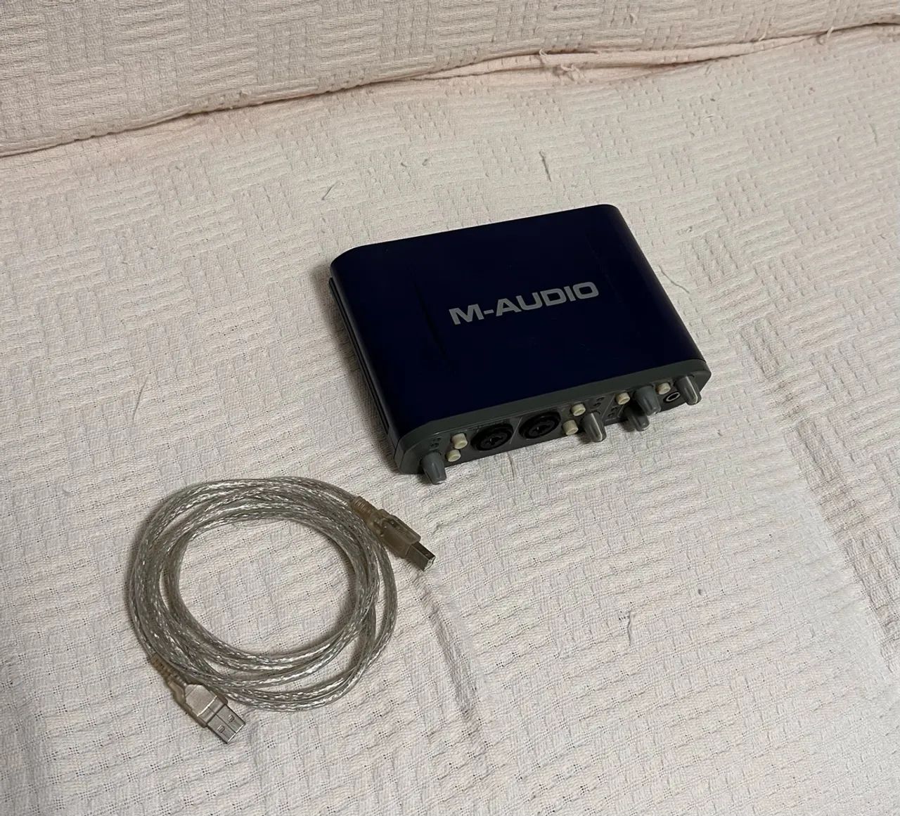 Interface de áudio M Audio - Fast Track Pro - Foto 4