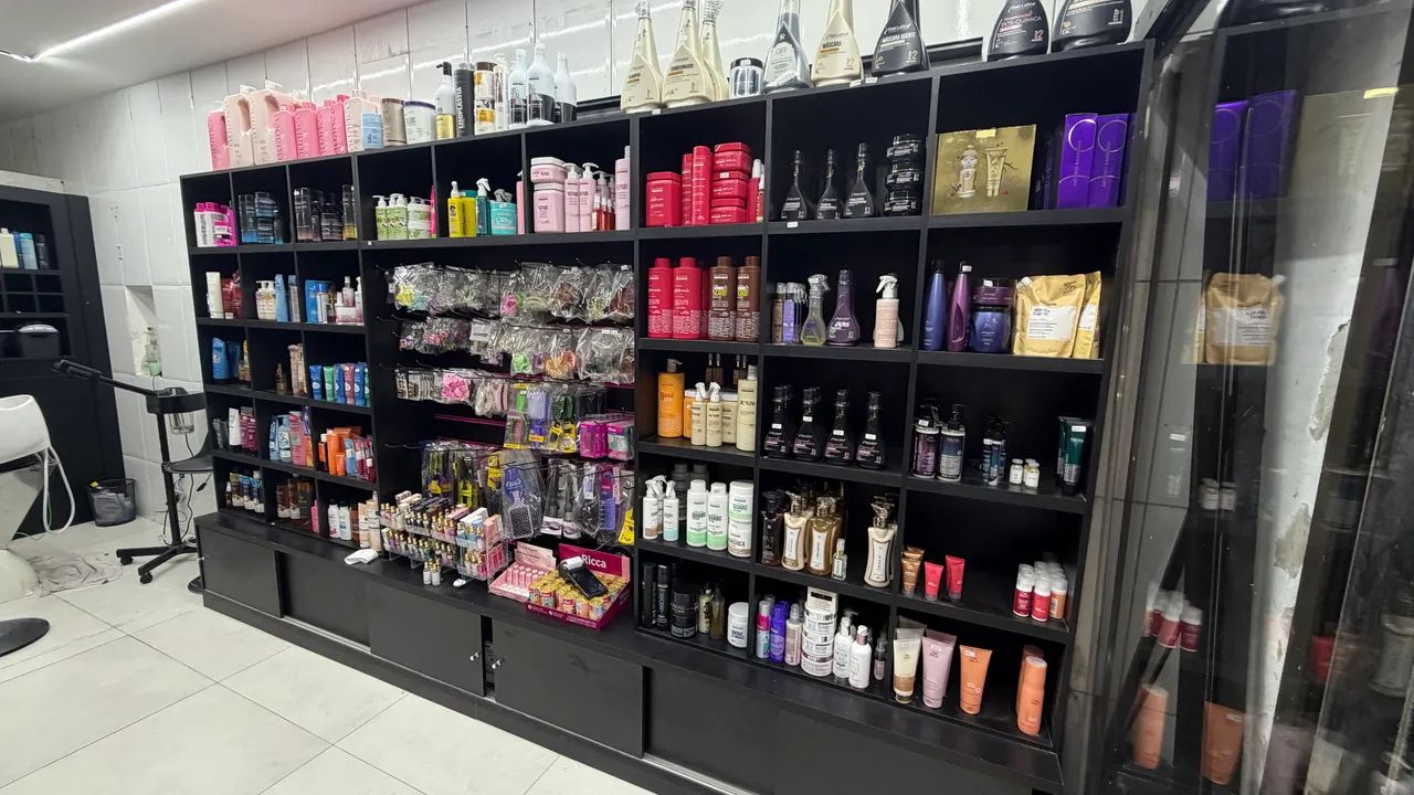 Móveis para loja de cosméticos ou perfumaria  - Foto 4
