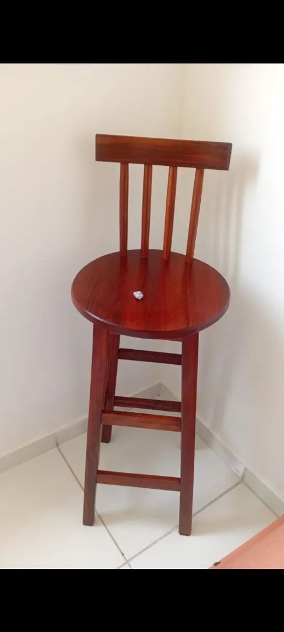 Banqueta alta de madeira 2 - Foto 2
