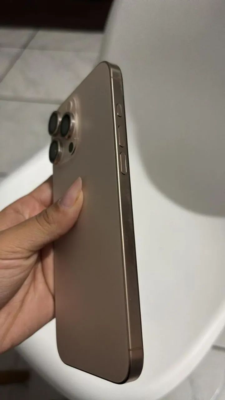 iPhone 16 pro Max 256gb - Foto 2