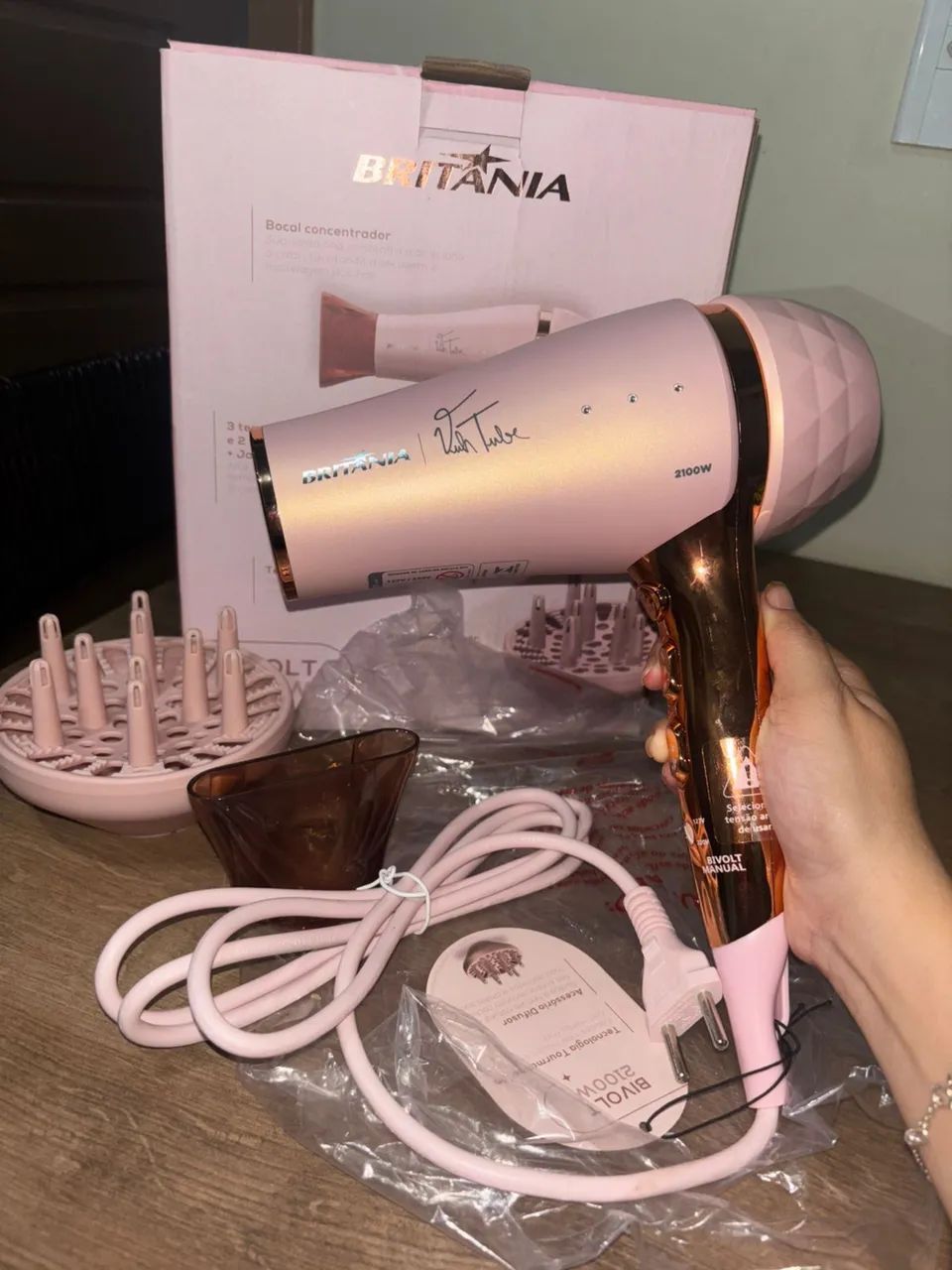 BRITÂNIA Hair Dryer