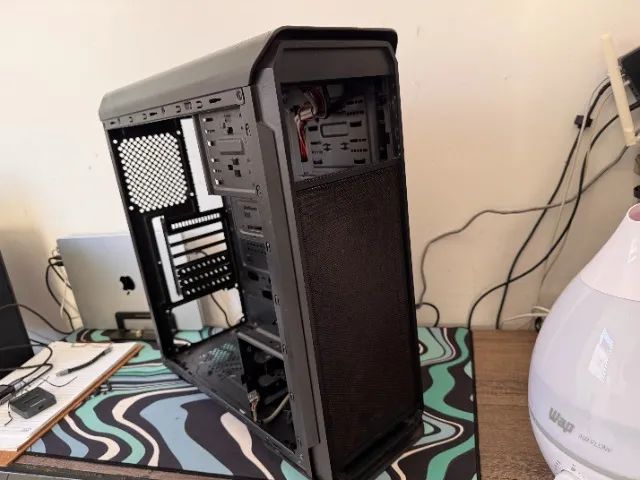 Gabinete Gamer Preto Mid Tower sem Tampa Lateral - Foto 2