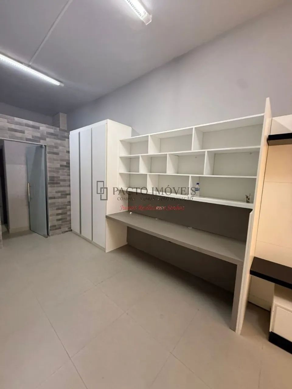 Salas/Conjuntos em Buritis com 30 m² - Foto 2