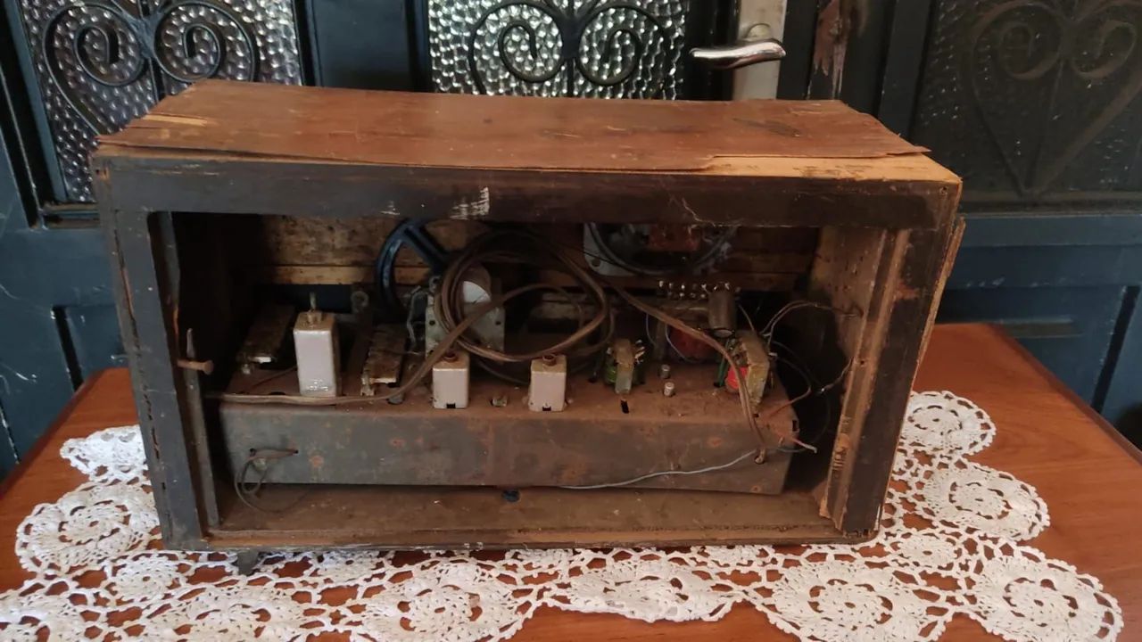 Rádio antigo para restaurar  - Foto 5