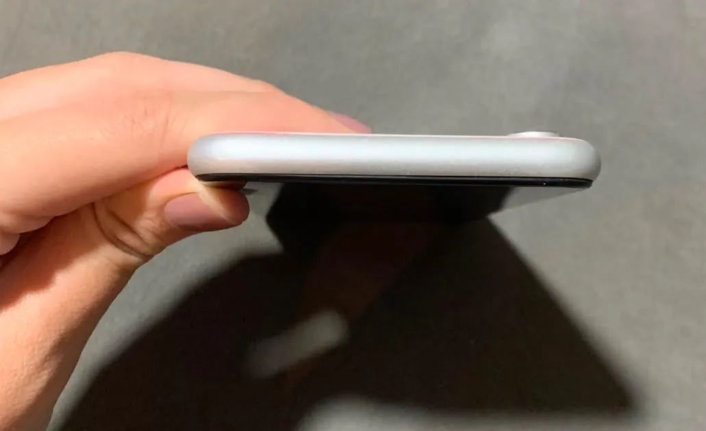 celular Iphone XR , excelente oportunidade  - Foto 3