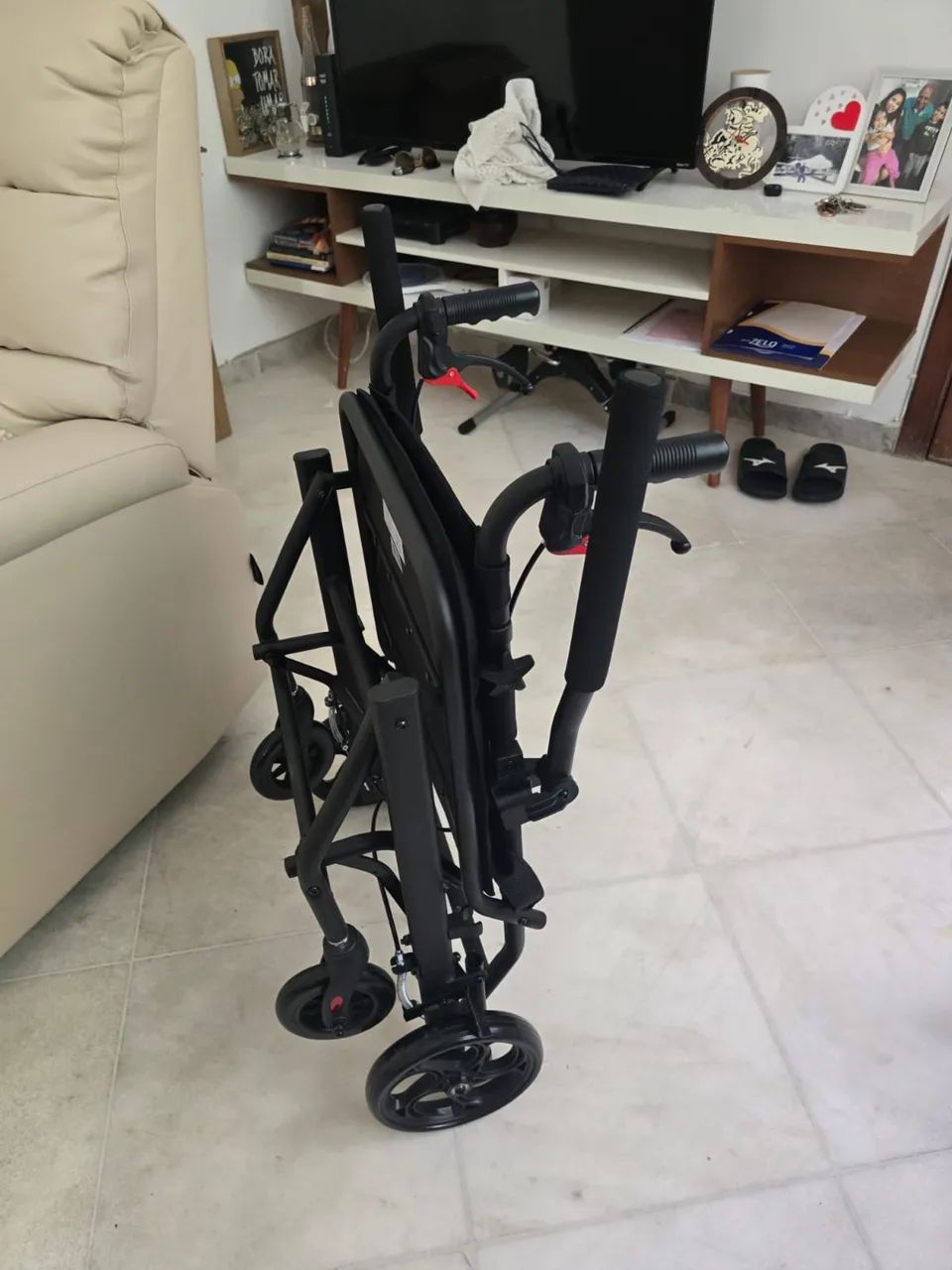 Cadeira de transporte dobrável  - Foto 4