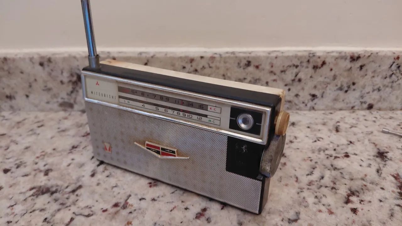 Rádio MITSUBISHI 8X-584A - Foto 3