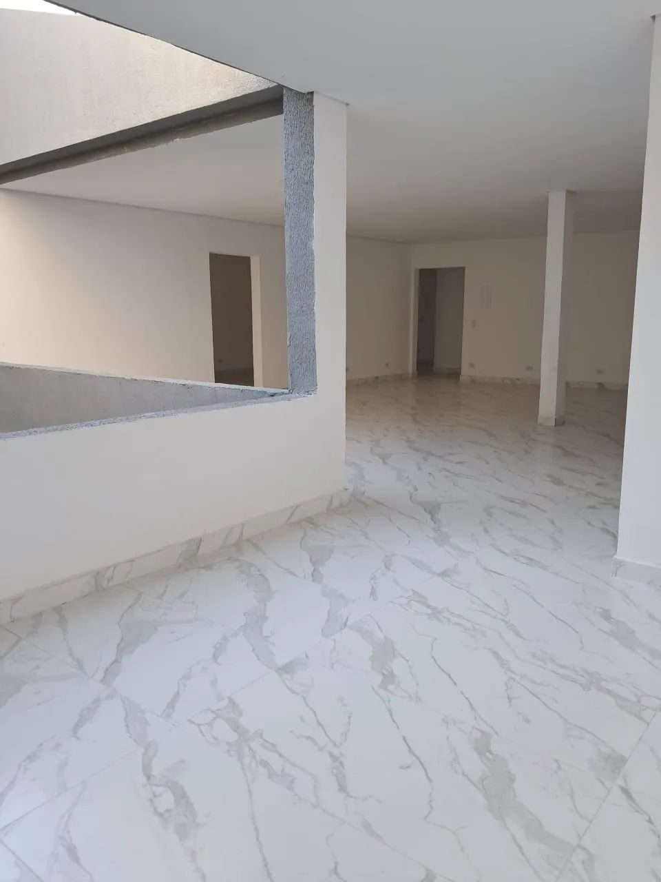 Sobreloja na Rua Rita Joana de Sousa, 73 - Sala 1  80 m²