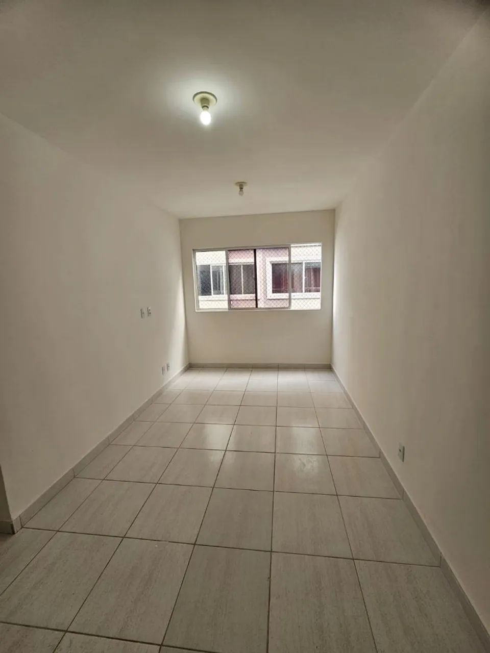 Vendo apartamento com excelente localização e em ótimo estado. - Foto 2
