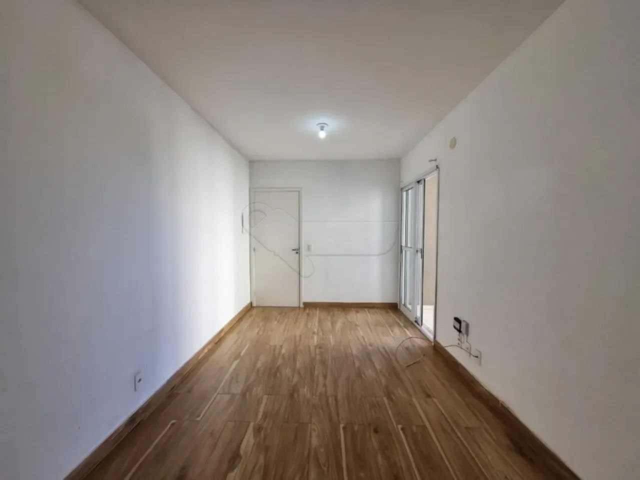 APARTAMENTO DISPONÍVEL EM BREVE.