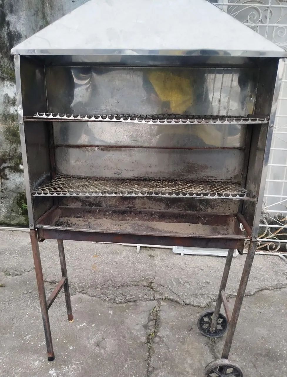 Churrasqueira retrátil fácil de se utilizar  - Foto 3