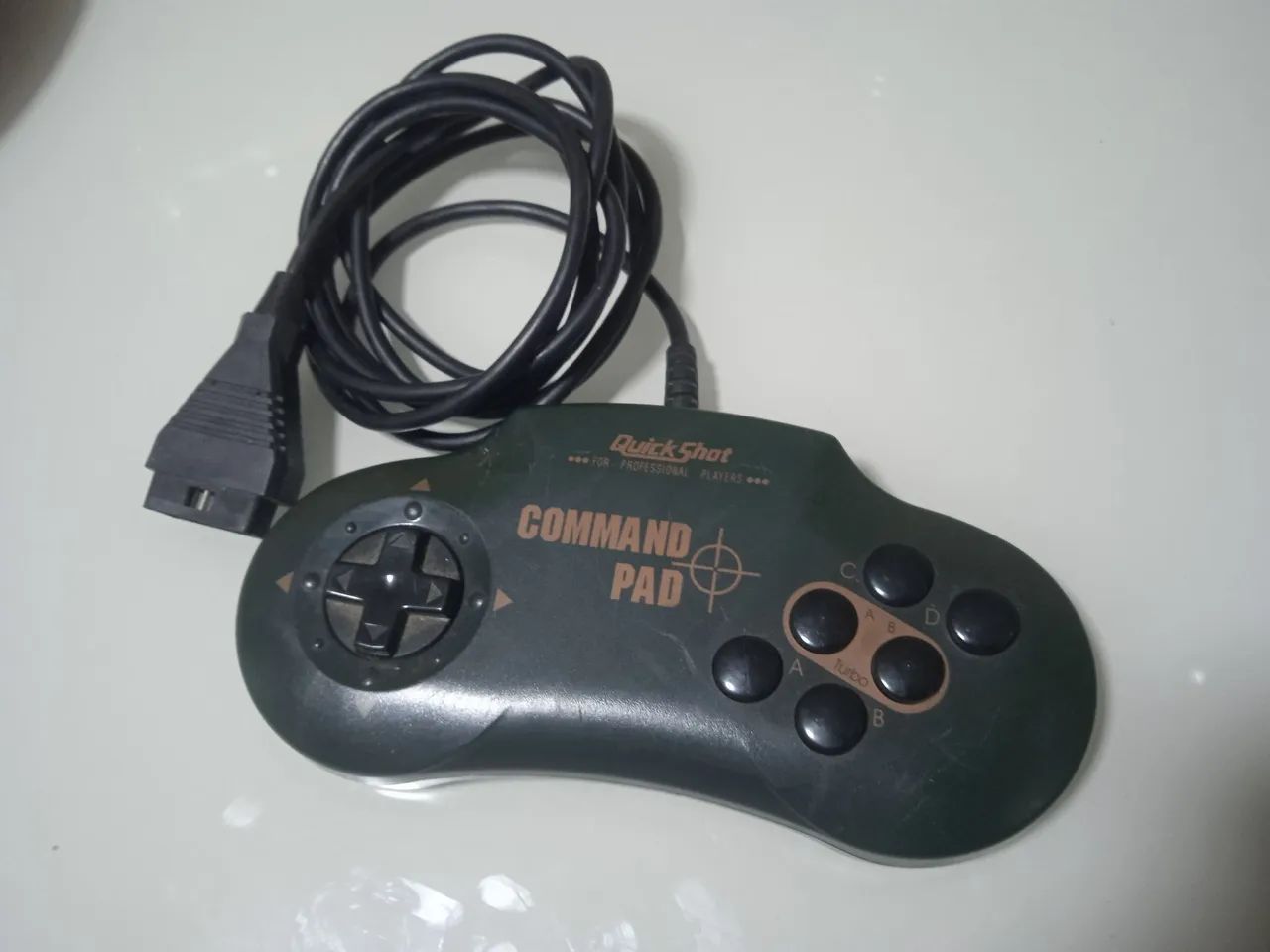 Controle antigo para PC Quick Shot Command Pad modelo QS-217 no estado