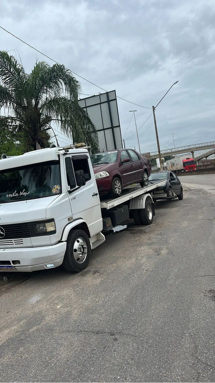 Mercedes 710 plus 2005